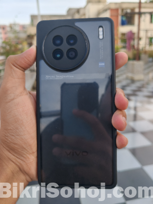 Vivo x90